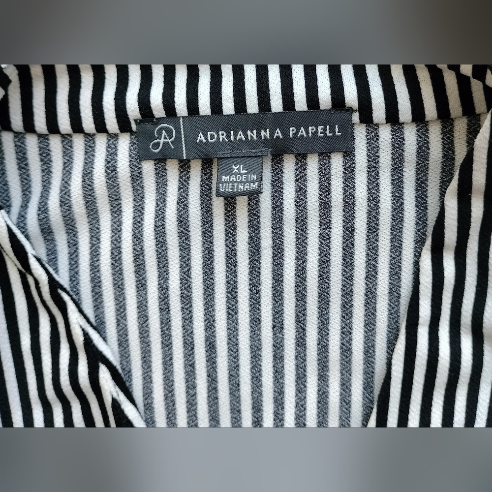 Adrianna Papell Monochrome Cottagecore  Striped Blouse Size XL - Picture 4 of 5